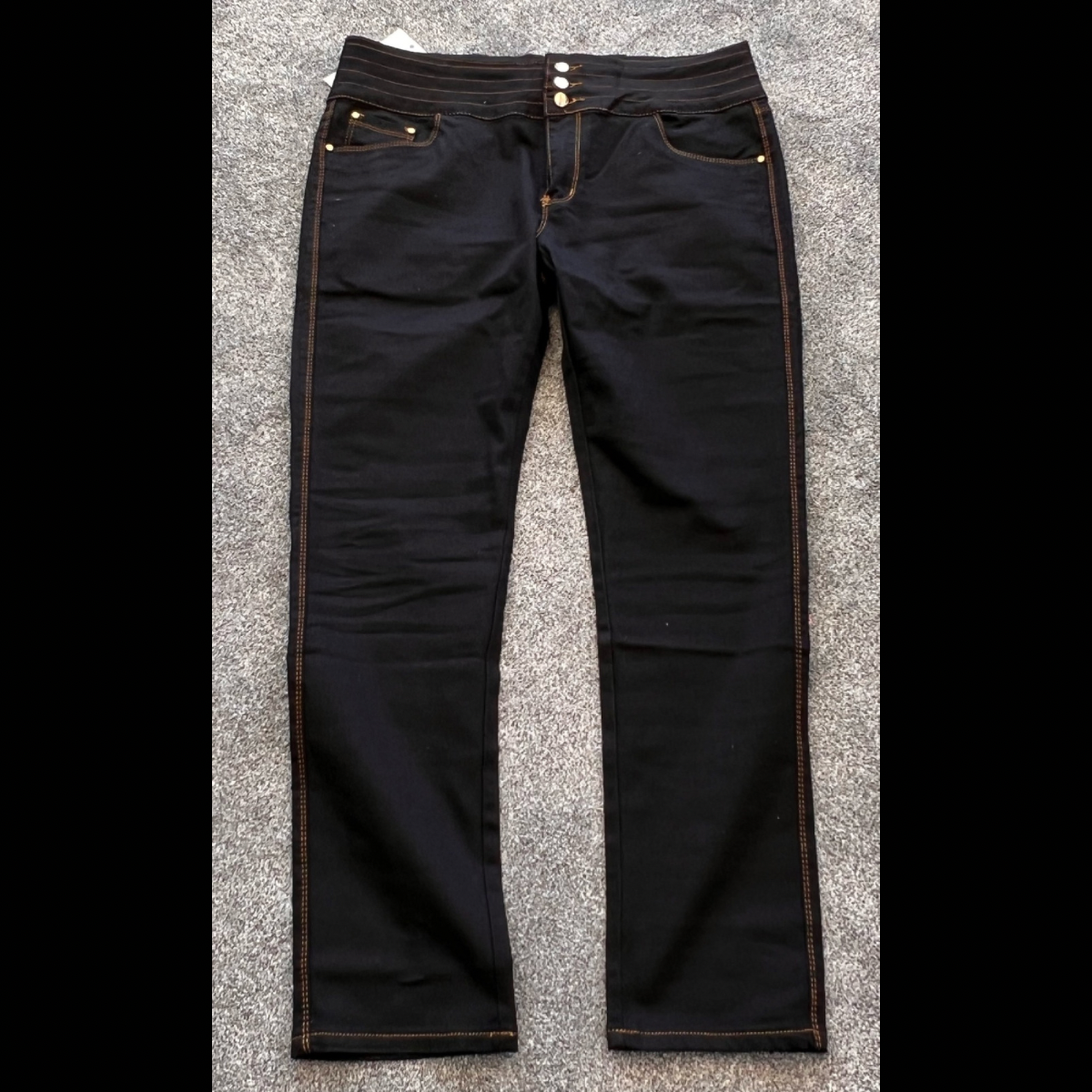 BLACK STRETCH HIGH WAIST JEANS WITH GOLD BUTTONS AND LATTICE WAIST